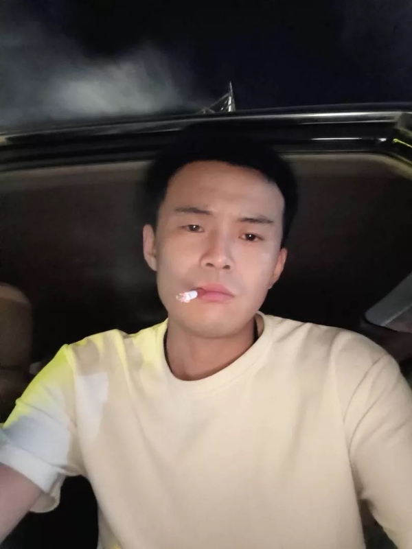 爱睡觉的土拨鼠的第一张照片--闽清交友网